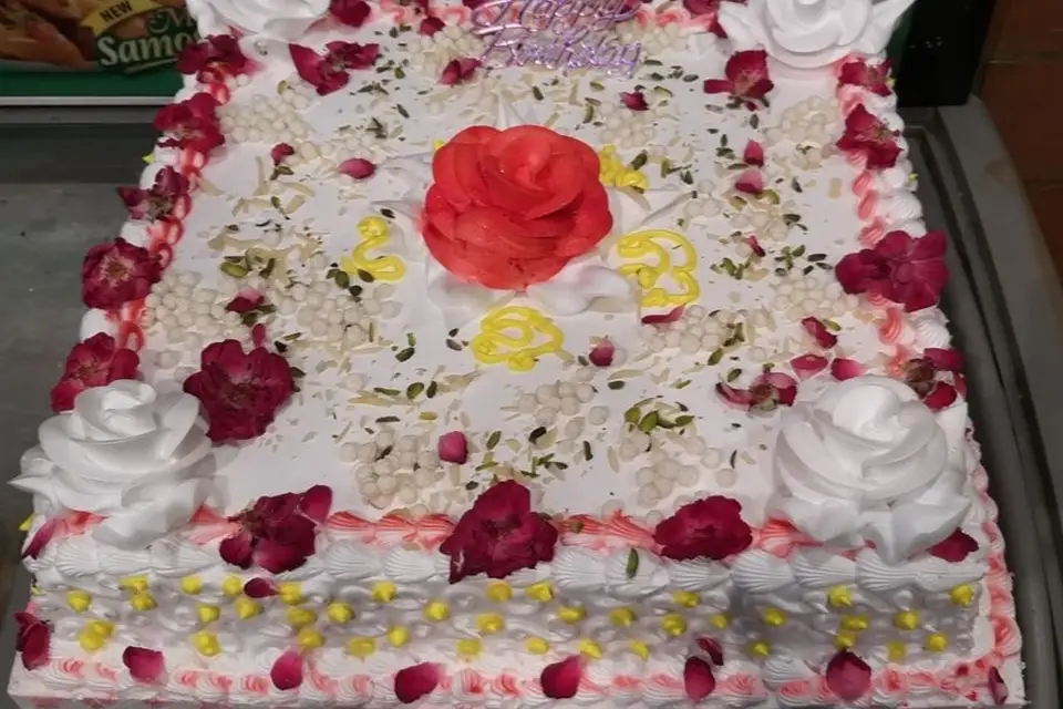 Cake For Samosa Lover #shorts #cake #trending #viral - YouTube