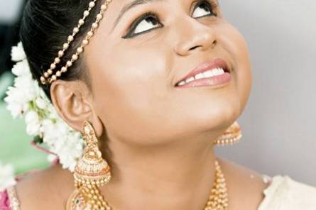 V6: Candid Photography