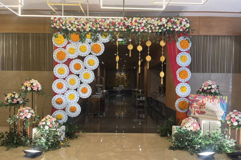 Entrance decor