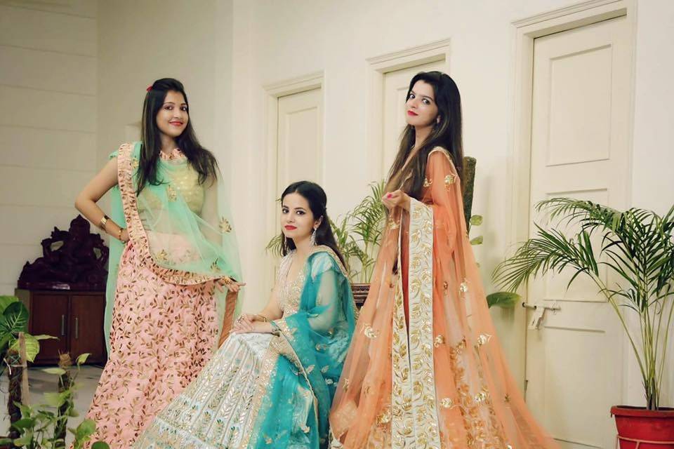 BEST PLACES FOR GETTING LEHENGAS ON RENT IN DELHI