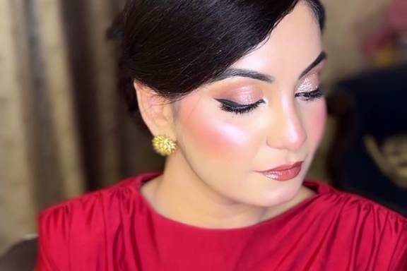 Party makeup