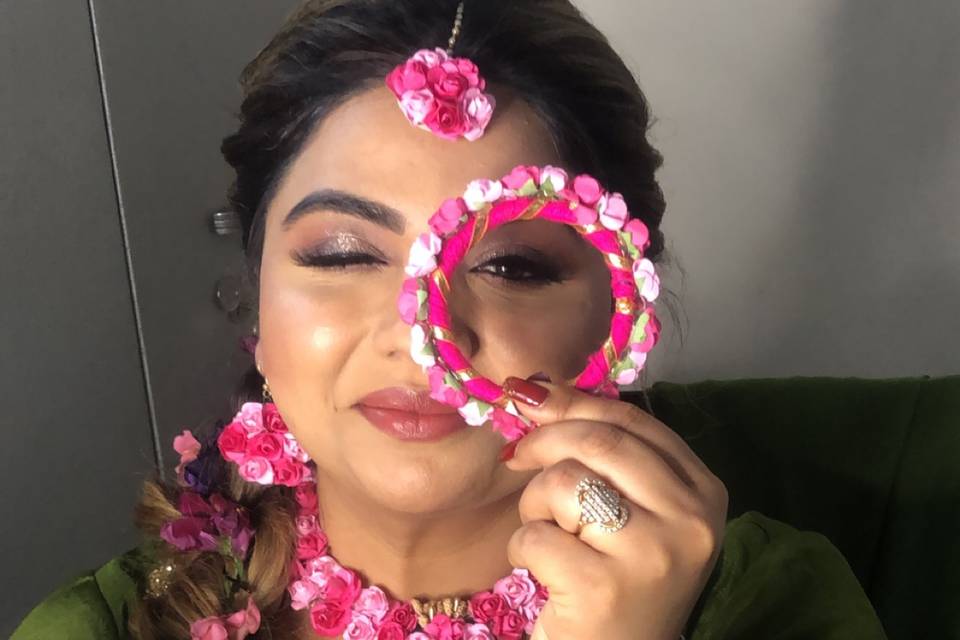 Mehndi makeup