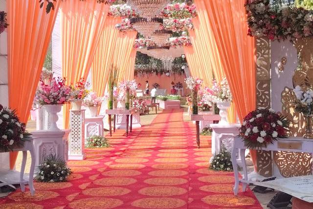 DAY WEDDING ENTRANCE