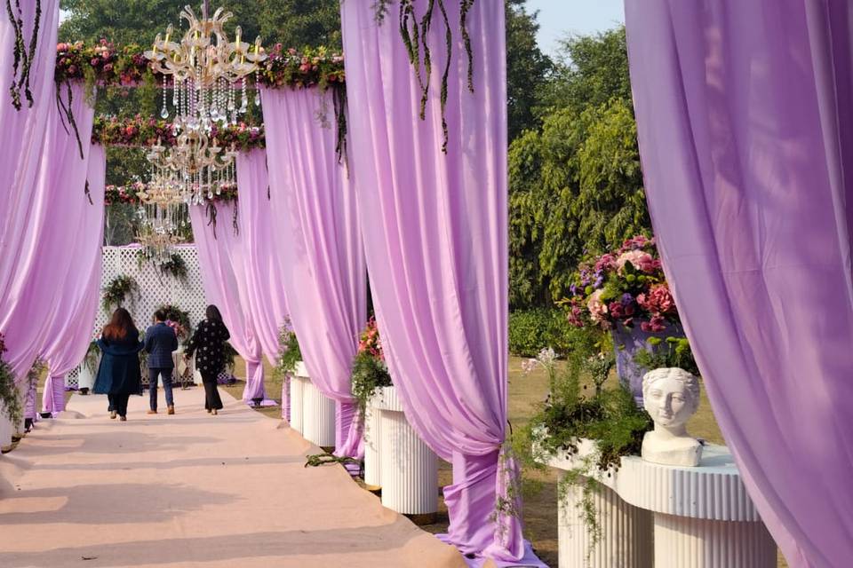 Sundowner Wedding Entrance