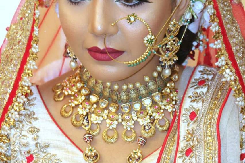 Mitesh Shah Makeup Artist