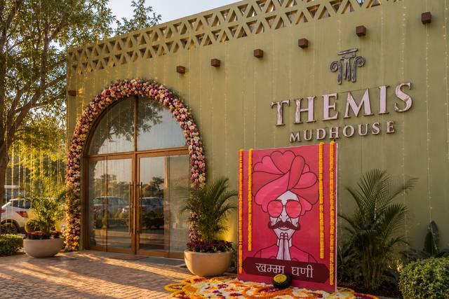 Themis Mudhouse