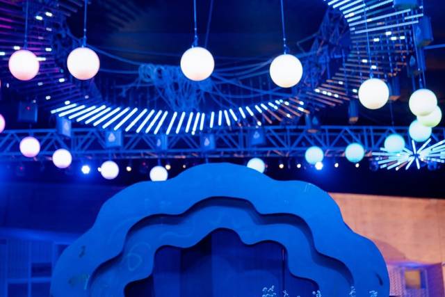 Stage decor