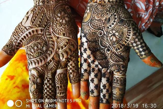 Some Mehendi shots Inspo. For Upcoming Wedding Season😍😍 . SAVE For Later  ✔️ . 𝐖𝐞 𝐎𝐧𝐥𝐲 𝐇𝐚𝐯𝐞 𝐎𝐧𝐞 𝐁𝐫𝐚𝐧𝐜𝐡______ Makeup Bookings are  open… | Instagram