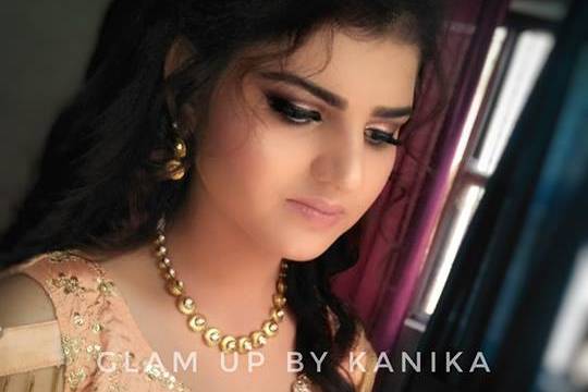 Glam Up By Kanika