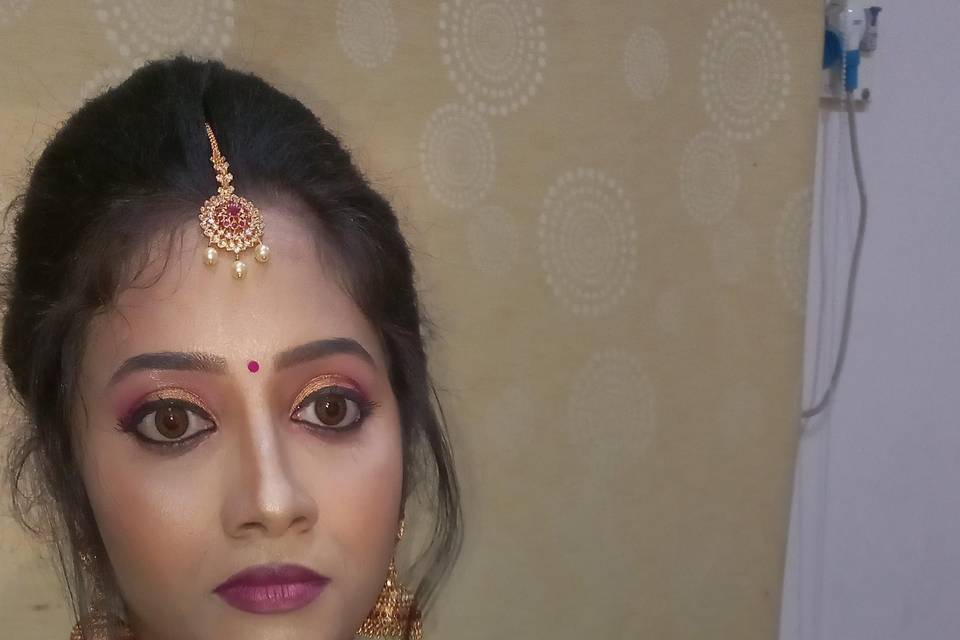 Party makeup