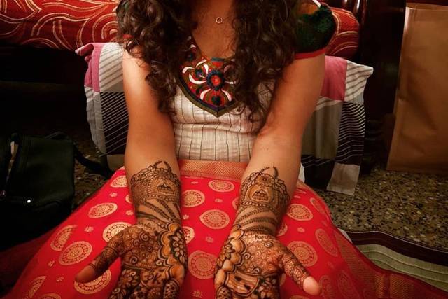 Neetha's Mehendi Designs