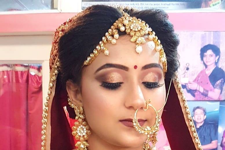 Bridal makeup