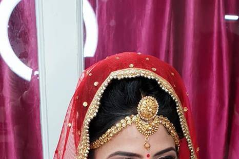 Bridal makeup