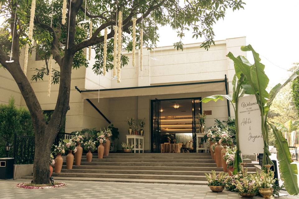Ankaya lawn