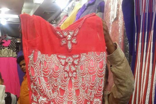 Ranee Tex Fab in Sion,Mumbai - Best Dress Material Retailers in Mumbai -  Justdial