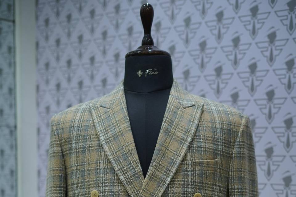 Double breasted Check suit