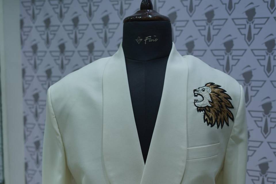 Shawl collar suit embroibery