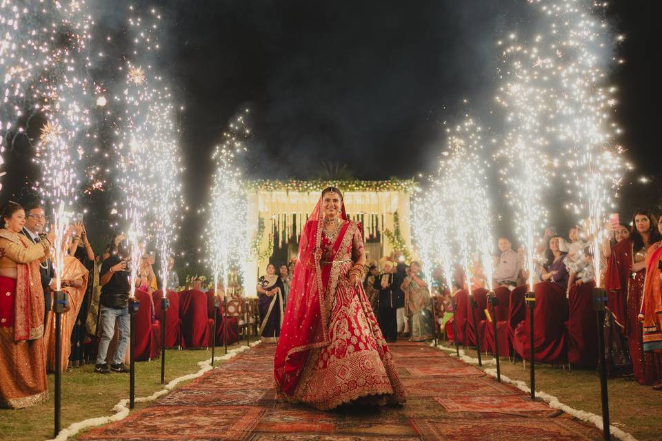Malhar Naik Wedding Photographer
