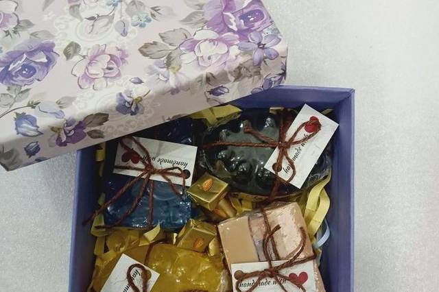 Gift hamper