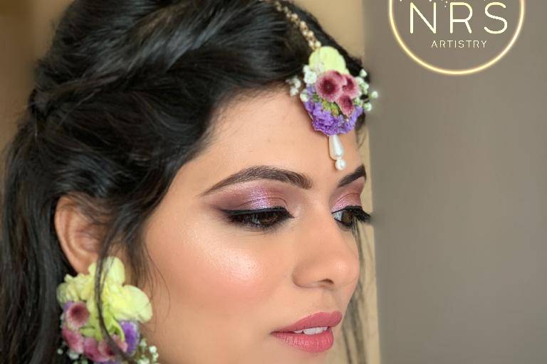 Mehendi makeup