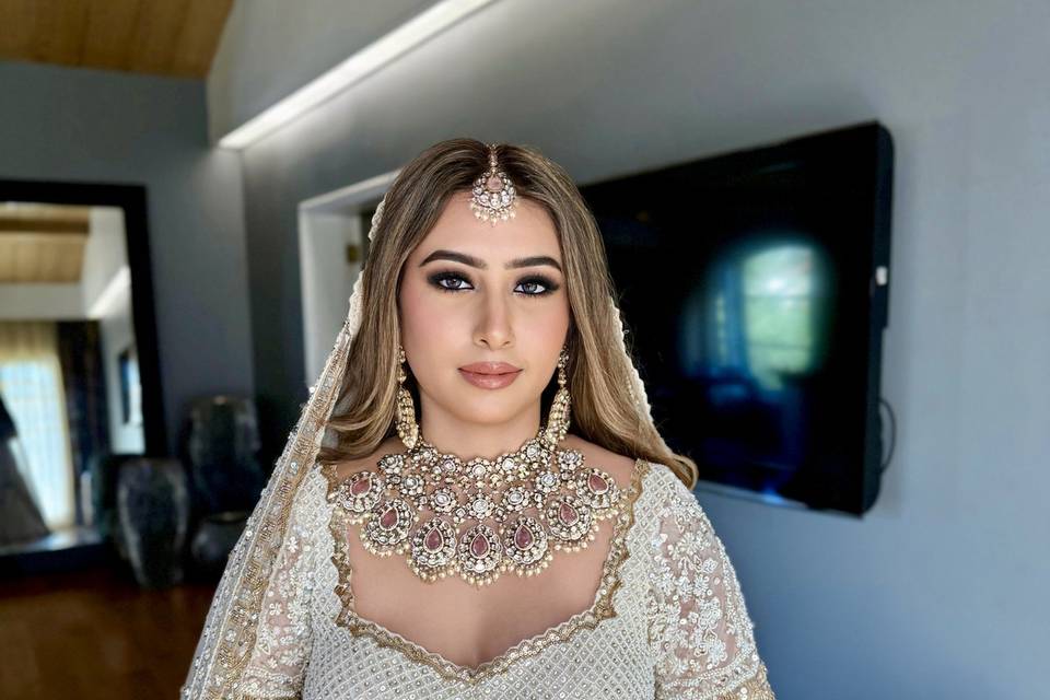 Bridal look