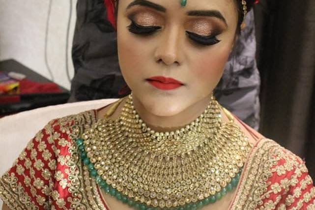 Bridal makeup