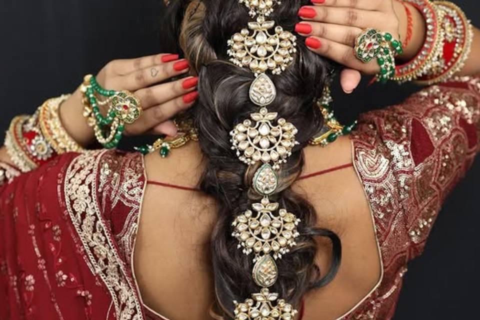 Hairstyle