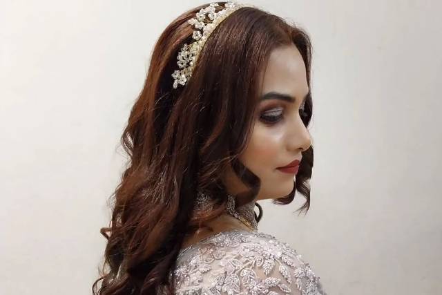 Party makeup