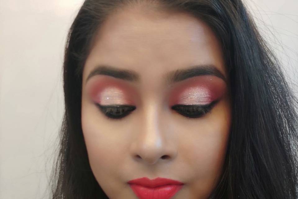 Party makeup