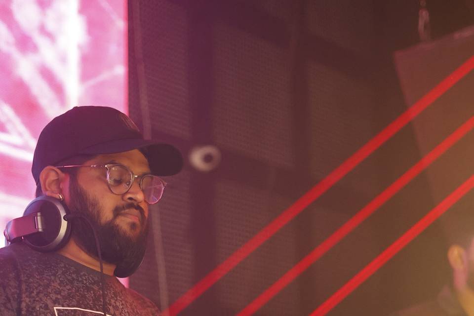 VDJ Nikhil