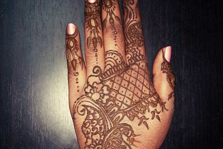 Akila Mehendi Art