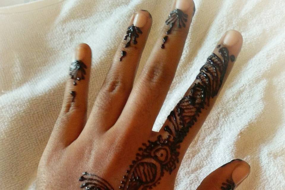 Akila Mehendi Art