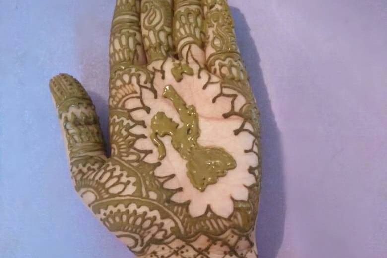 Akila Mehendi Art