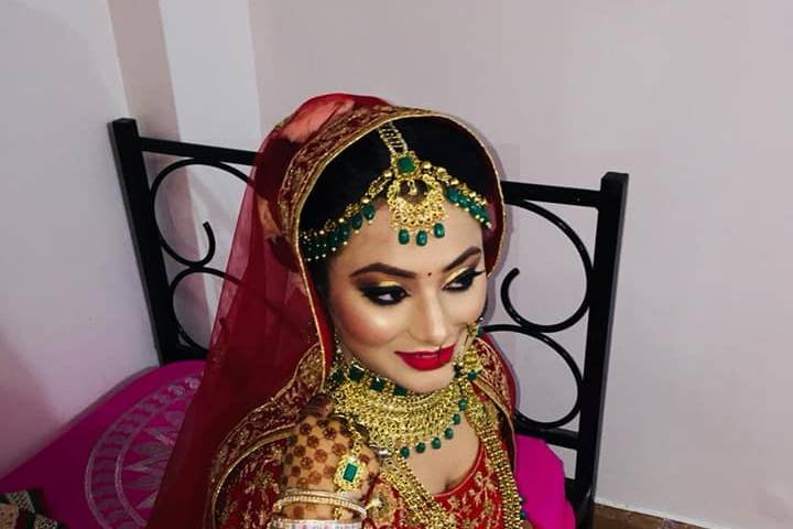 Bridal makeup