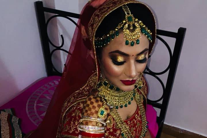 Bridal makeup