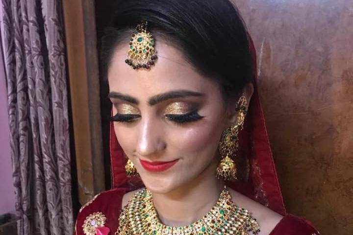 Bridal makeup