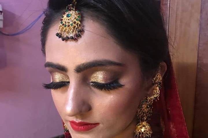 Bridal makeup