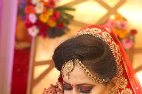 Bridal makeup