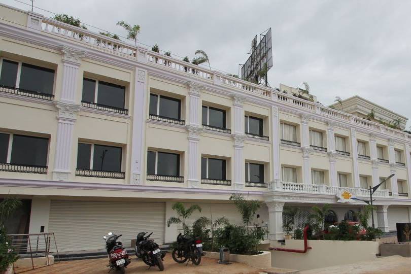 Hotel Hyderabad Grand