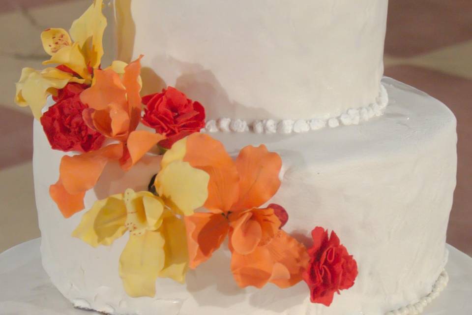 Traditional wedding cake