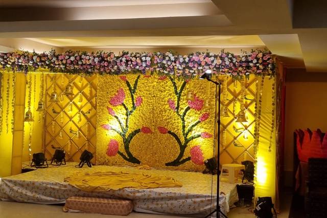 Stage decor