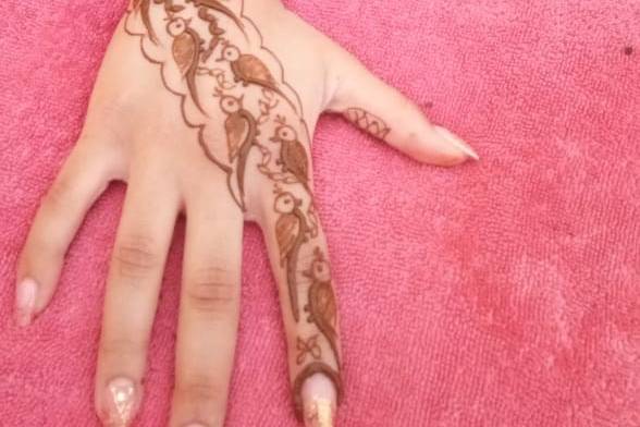 Shalini Mehendi Artist