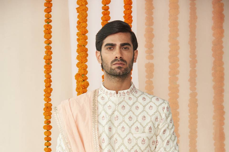 Ivory embroidered Sherwani