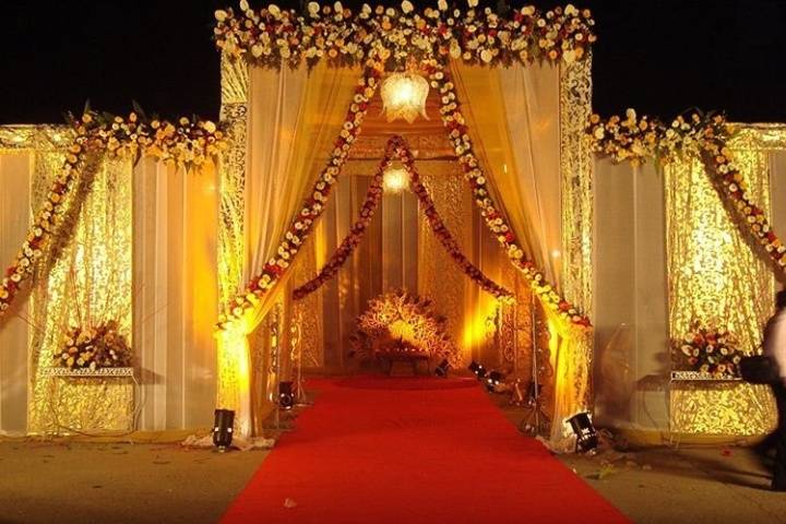 All flowers entry gate decorat