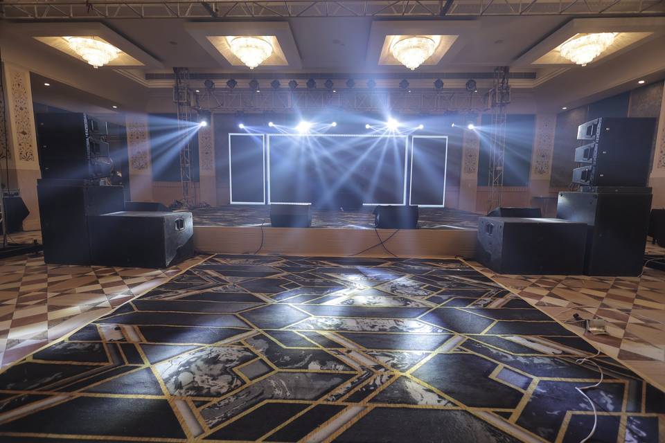 Le Méridien | Sangeet Decor