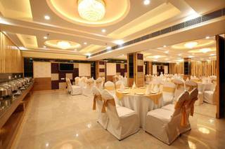 Mint Hotel Premia