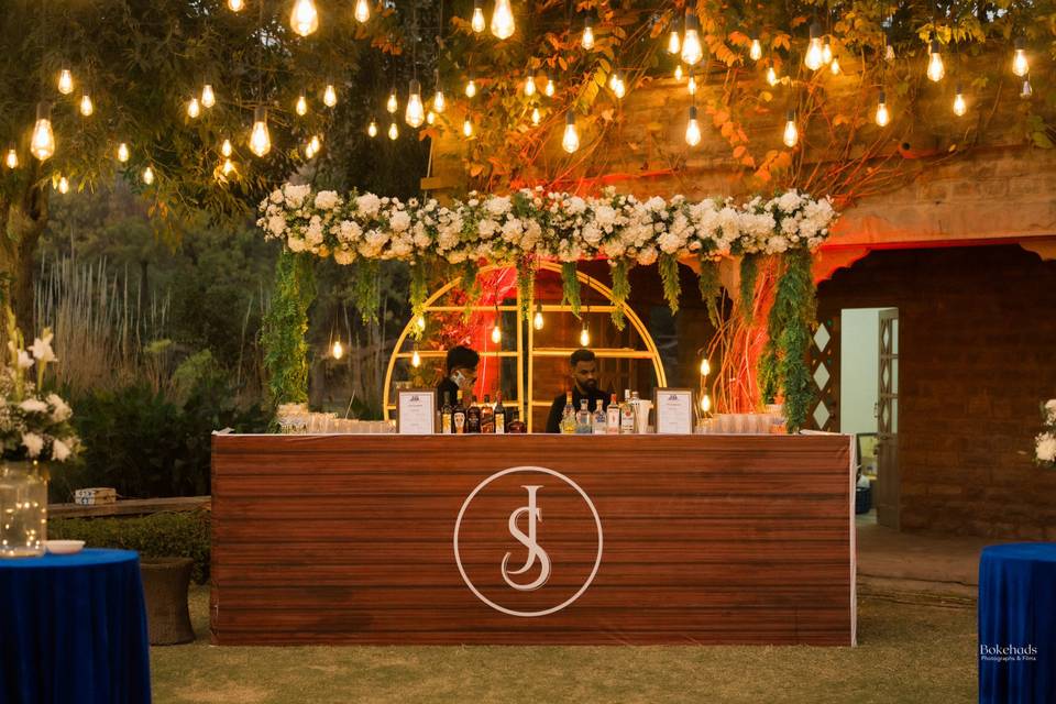 Bar Decor
