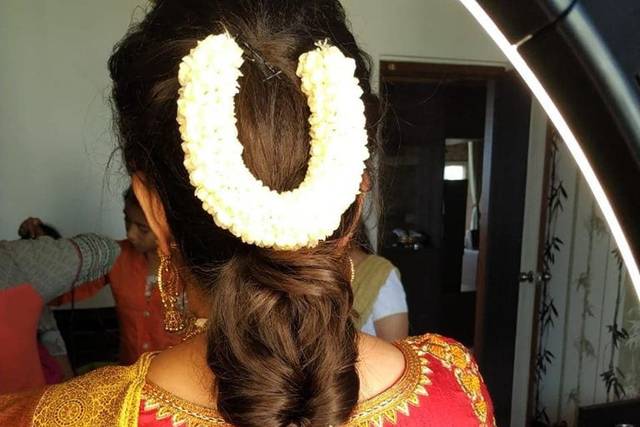 Hairstyle