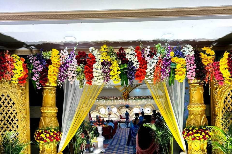 Entrance Decor