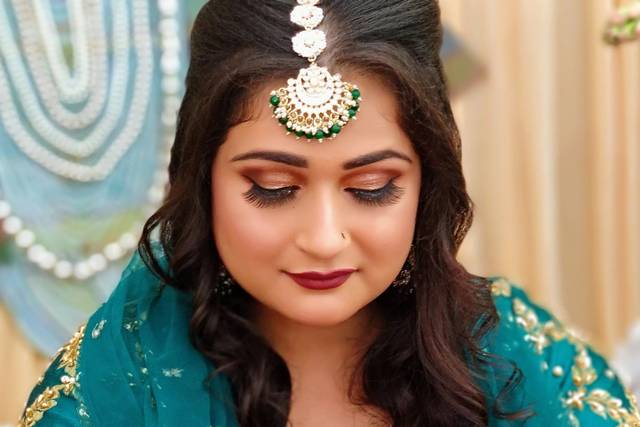 Party makeup